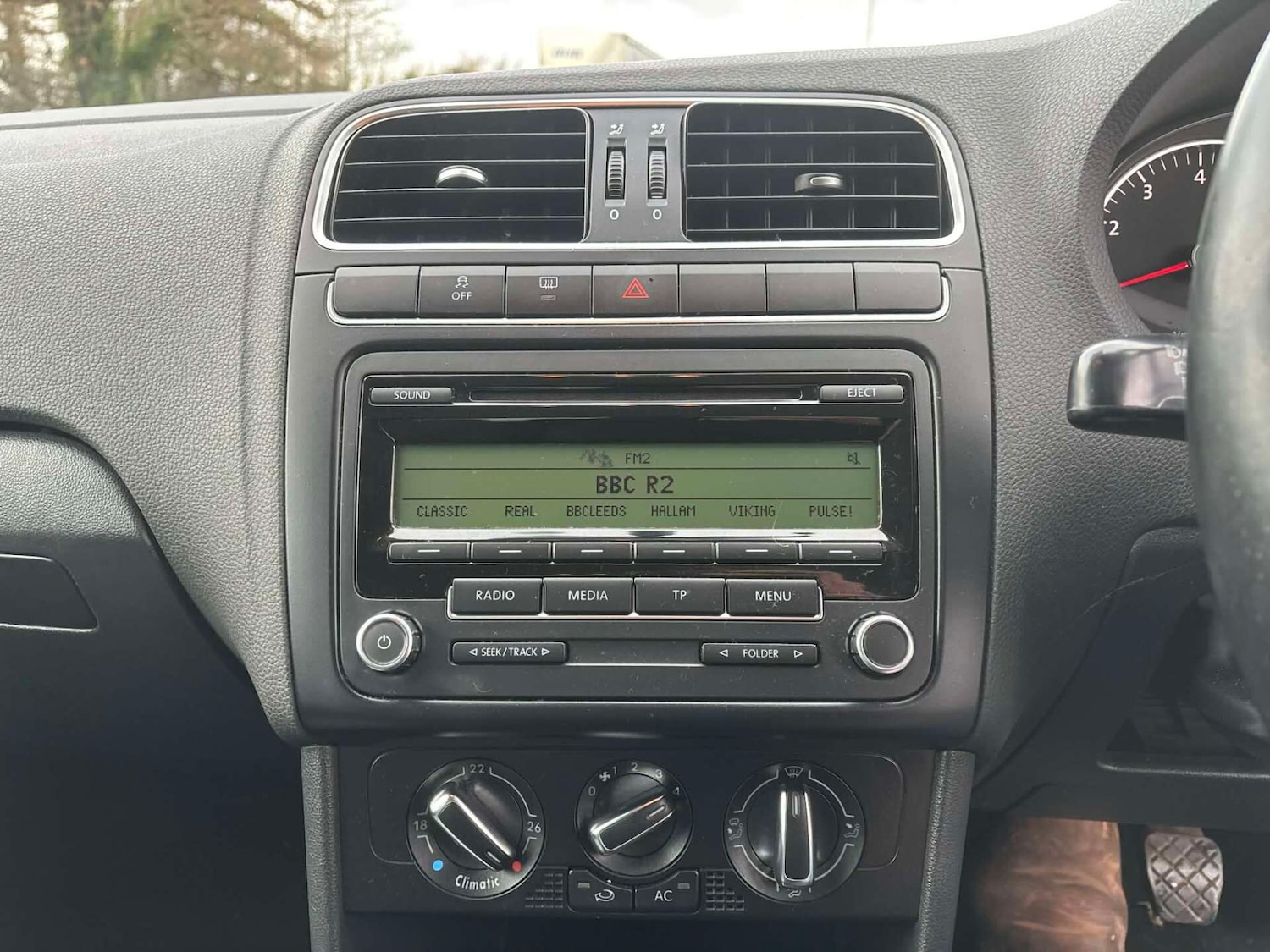 Used Volkswagen Polo 2010 for sale - 76791372: Photo 17