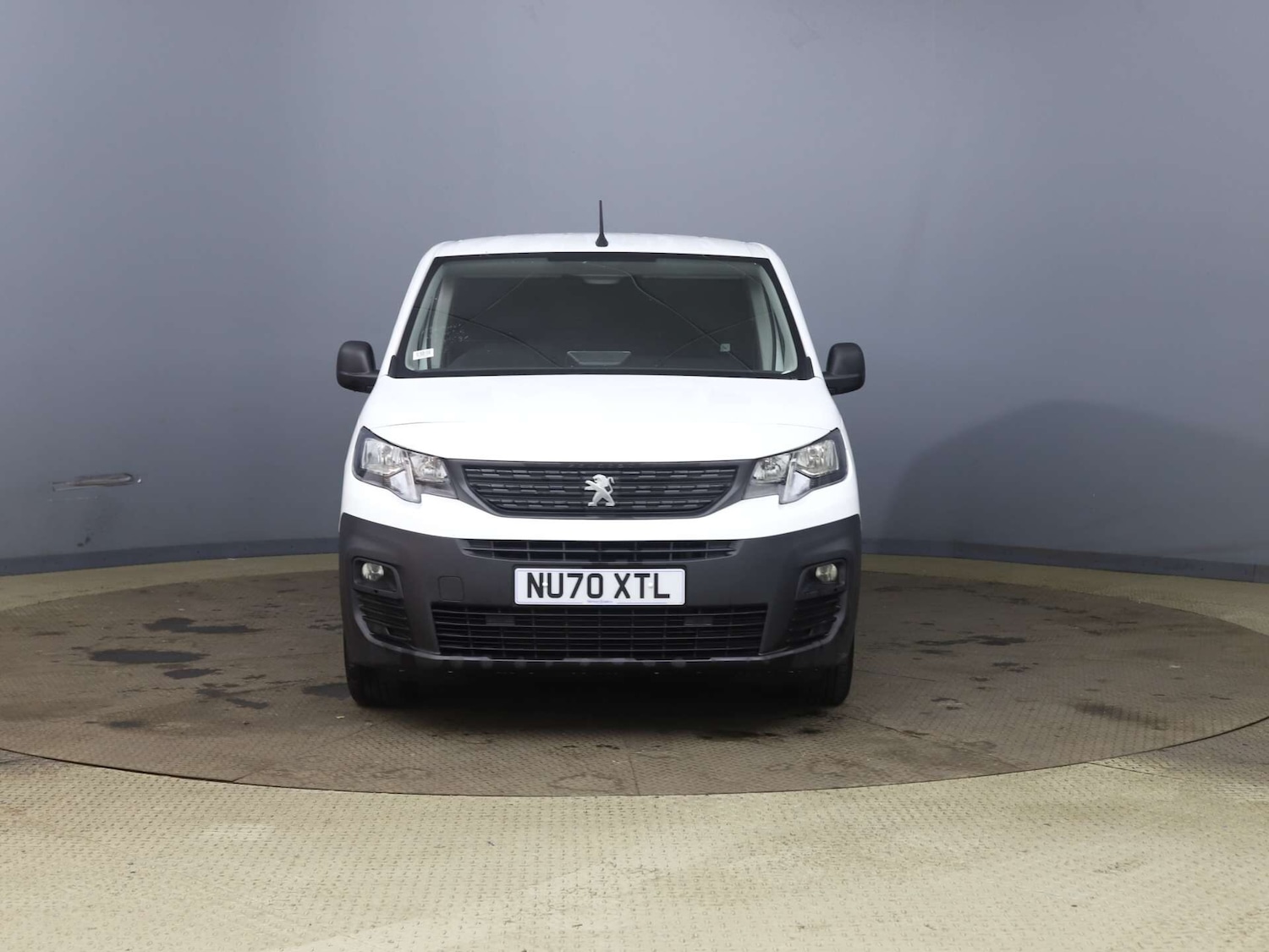 Used Peugeot Partner 2020 for sale - 76985205: Photo 2
