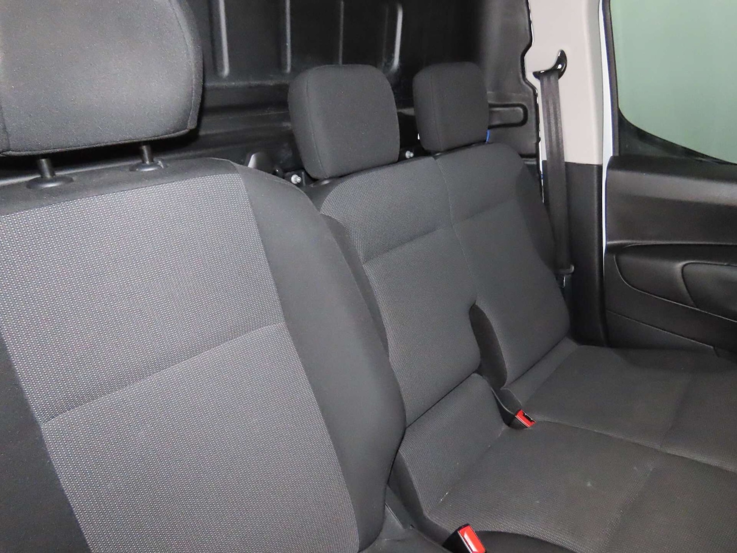 Used Peugeot Partner 2020 for sale - 76985205: Photo 8