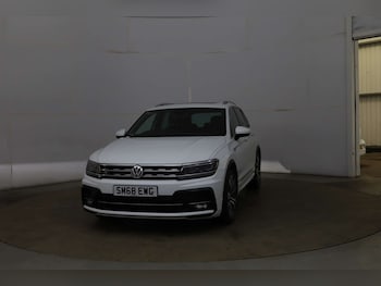 Used Volkswagen Tiguan 2018 for sale - 76301205: Photo 2