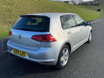 Used Volkswagen Golf 2015 for sale - 76631165: Photo
