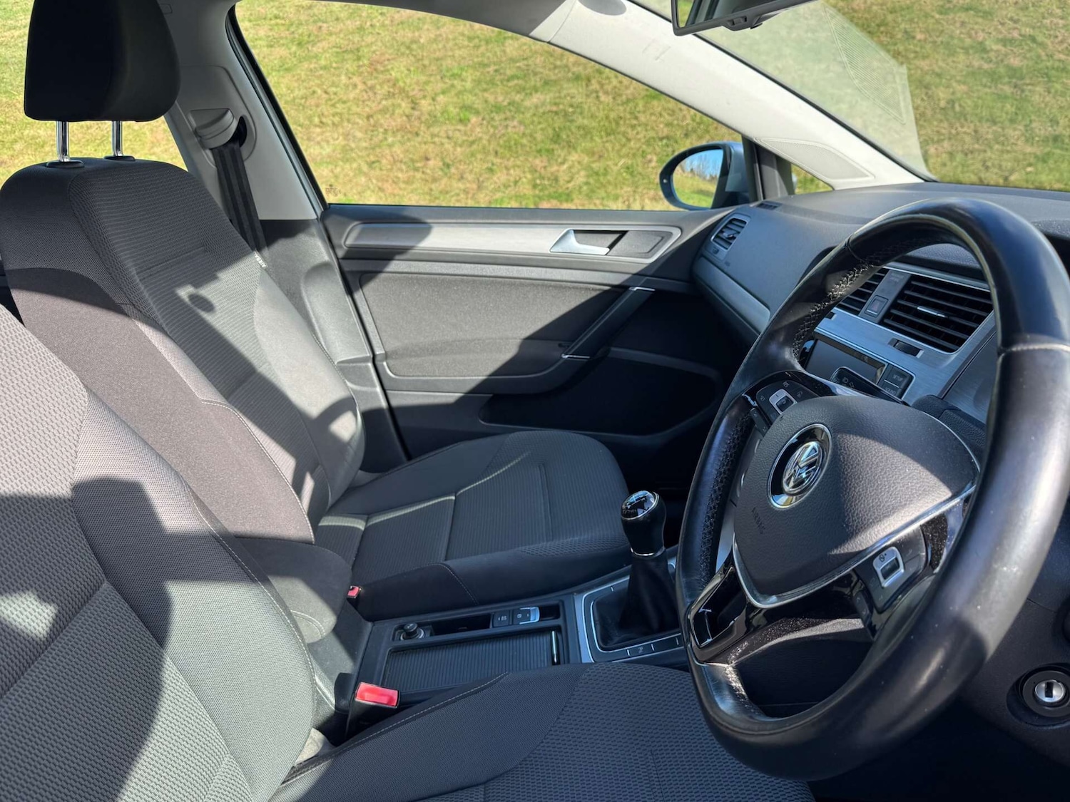 Used Volkswagen Golf 2015 for sale - 76631165: Photo 6