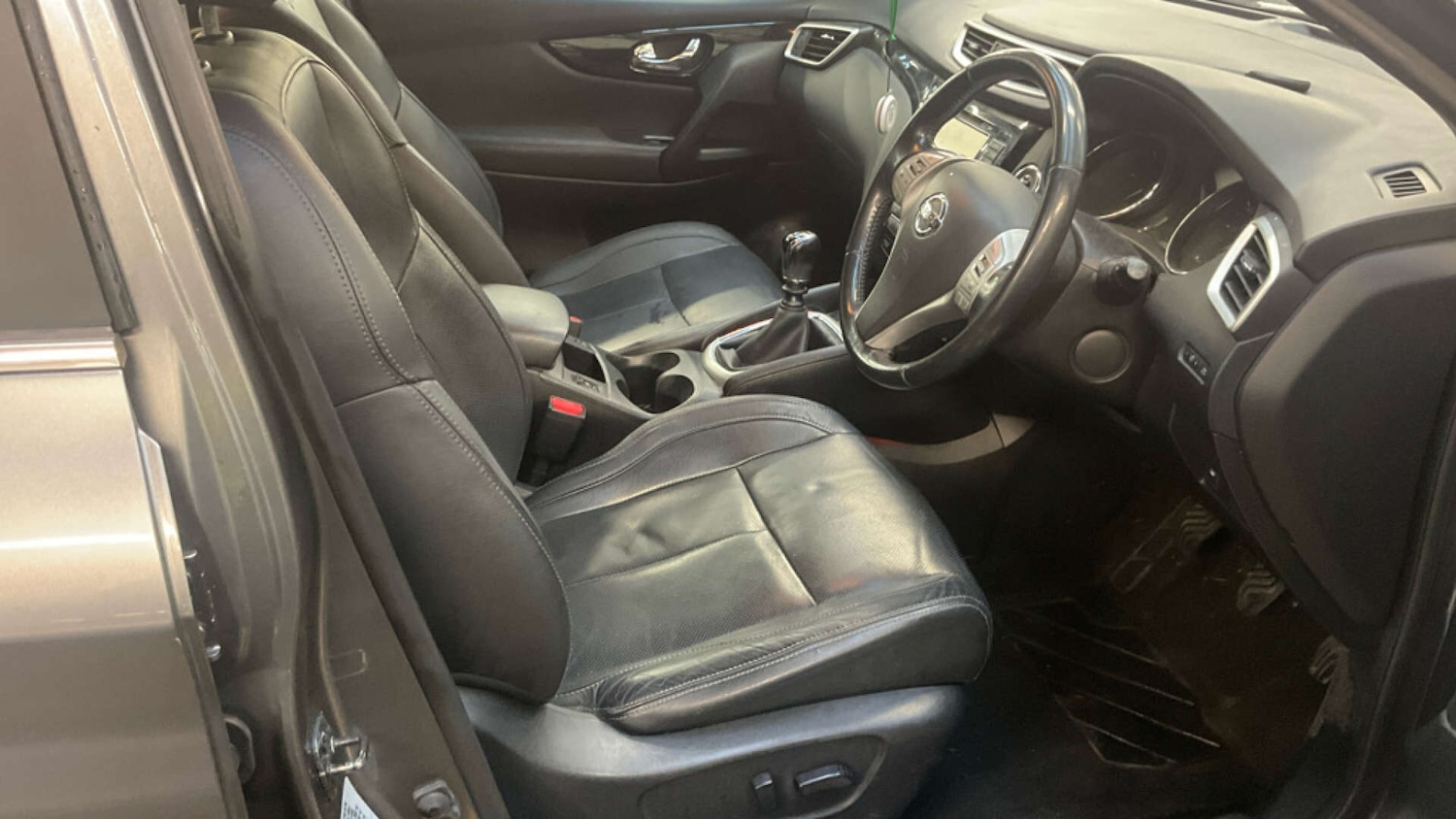 Used Nissan Qashqai 2015 for sale - 77530456: Photo 7