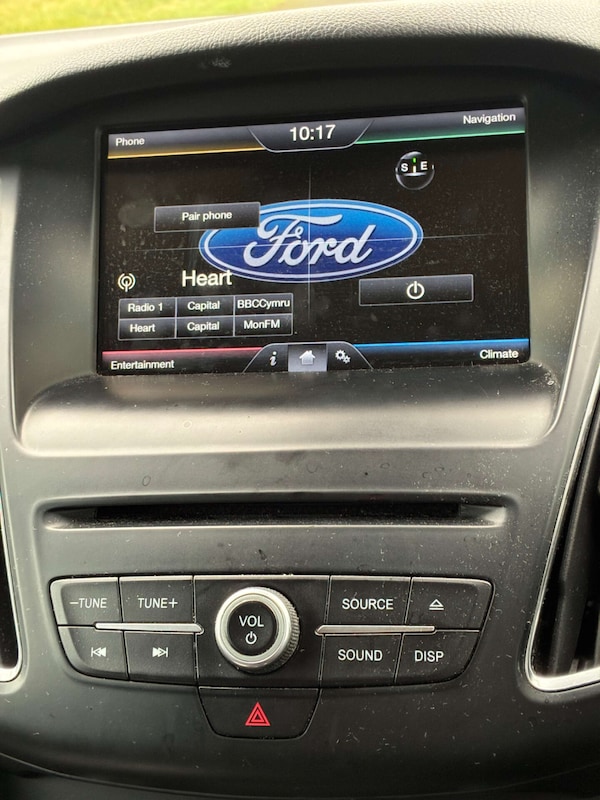 Used Ford Focus 2015 for sale - 76205823: Photo 11