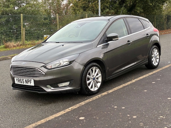 Used Ford Focus 2015 for sale - 76205823: Photo 2
