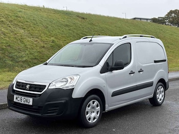 Used Peugeot Partner 2018 for sale - 75851659: Photo