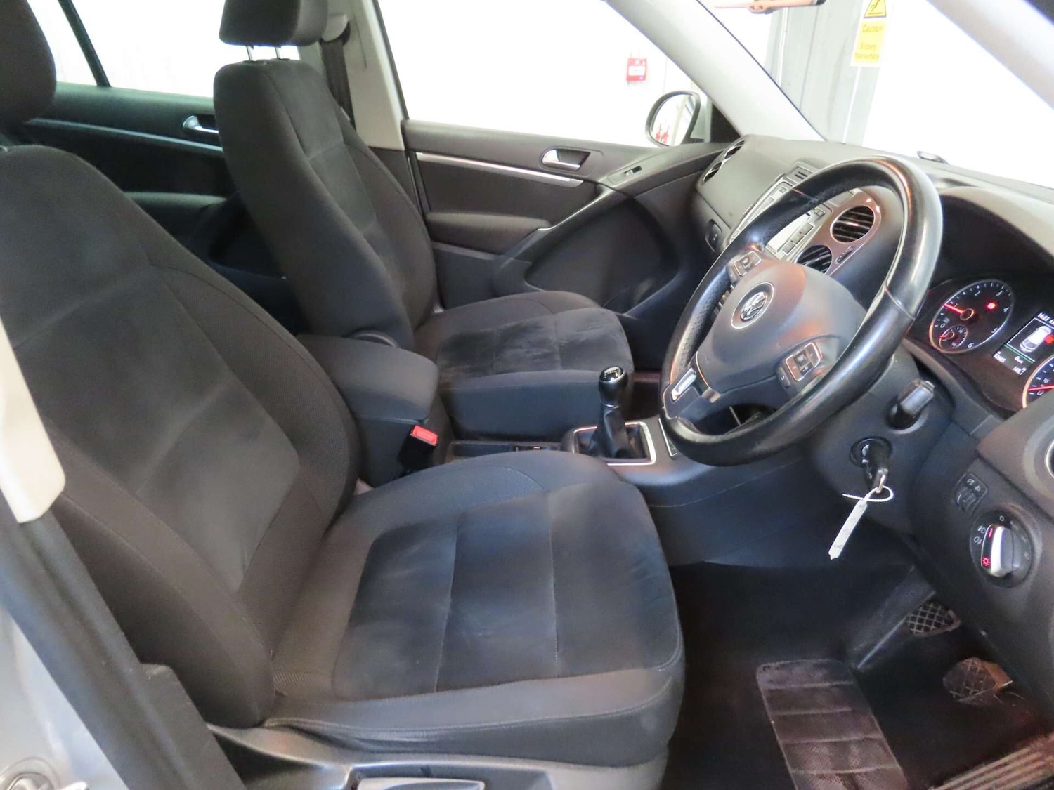 Used Volkswagen Tiguan 2014 for sale - 76476858: Photo 10