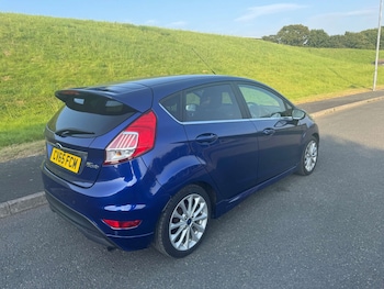 Used Ford Fiesta 2015 for sale - 75567246: Photo
