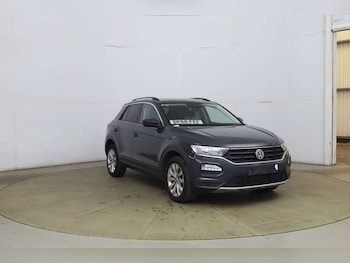 Used Volkswagen T-Roc 2018 for sale - 78646279: Photo