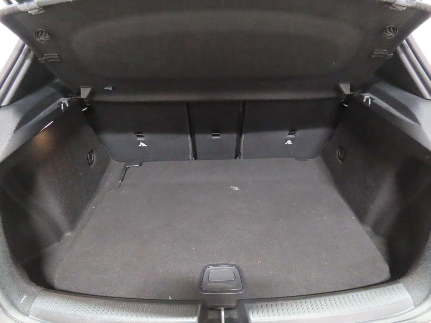 Used Mercedes-Benz A-Class 2019 for sale - 78140211: Photo 11