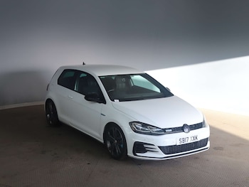 Used Volkswagen Golf 2017 for sale - 77945545: Photo