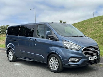 Used Ford Tourneo Custom 2019 for sale - 75425647: Photo