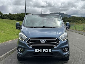 Used Ford Tourneo Custom 2019 for sale - 75425647: Photo