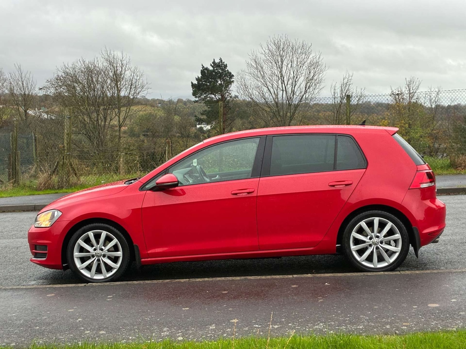 Used Volkswagen Golf 2016 for sale - 76379874: Photo 4