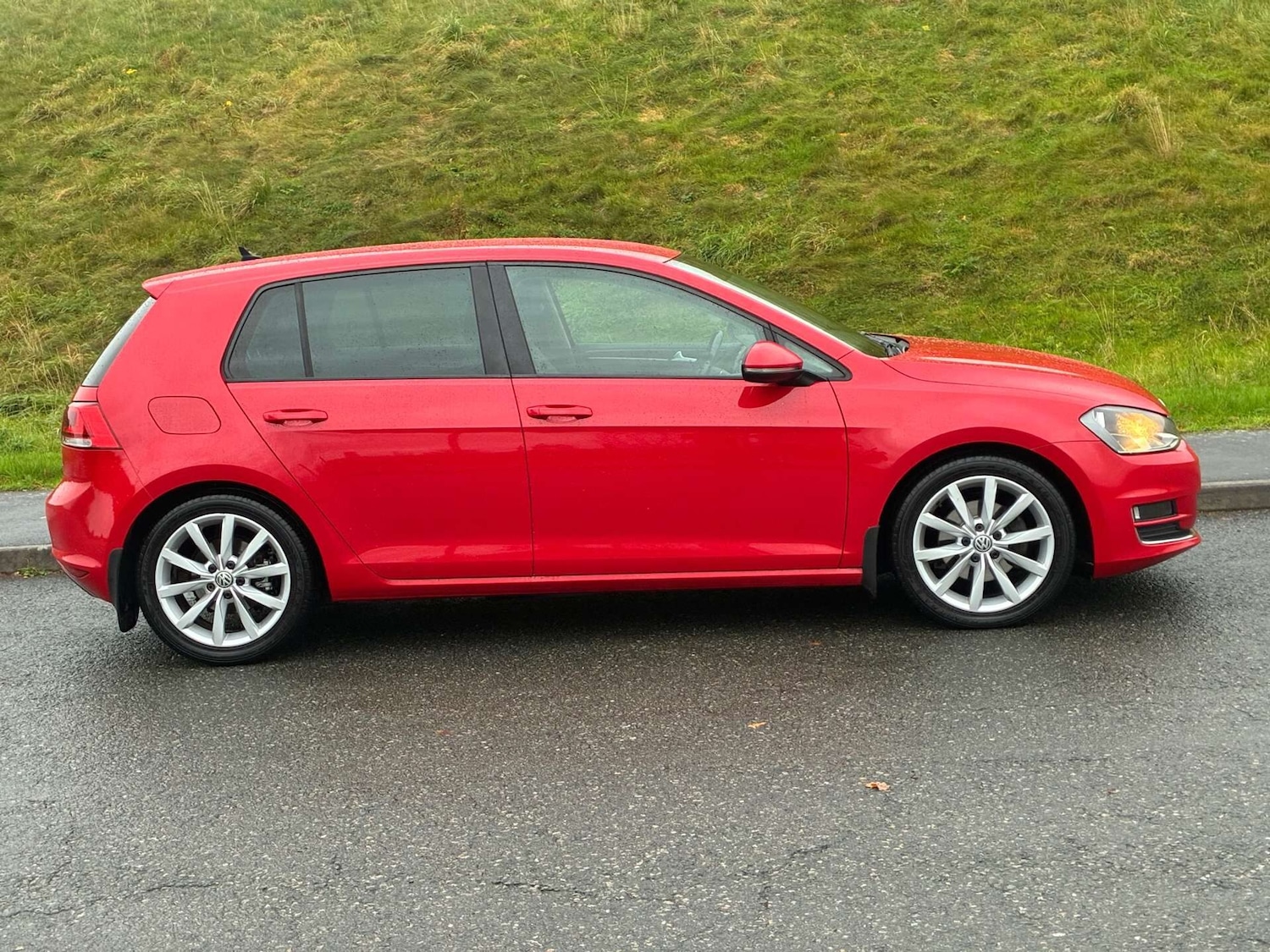 Used Volkswagen Golf 2016 for sale - 76379874: Photo 5