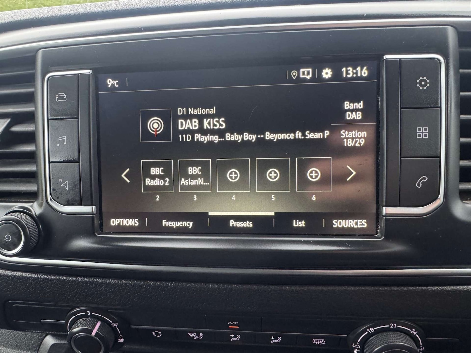 Used Vauxhall Vivaro 2023 for sale - 77691967: Photo 14