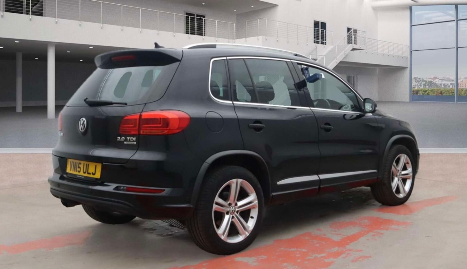 Used Volkswagen Tiguan 2015 for sale - 77617959: Photo 3