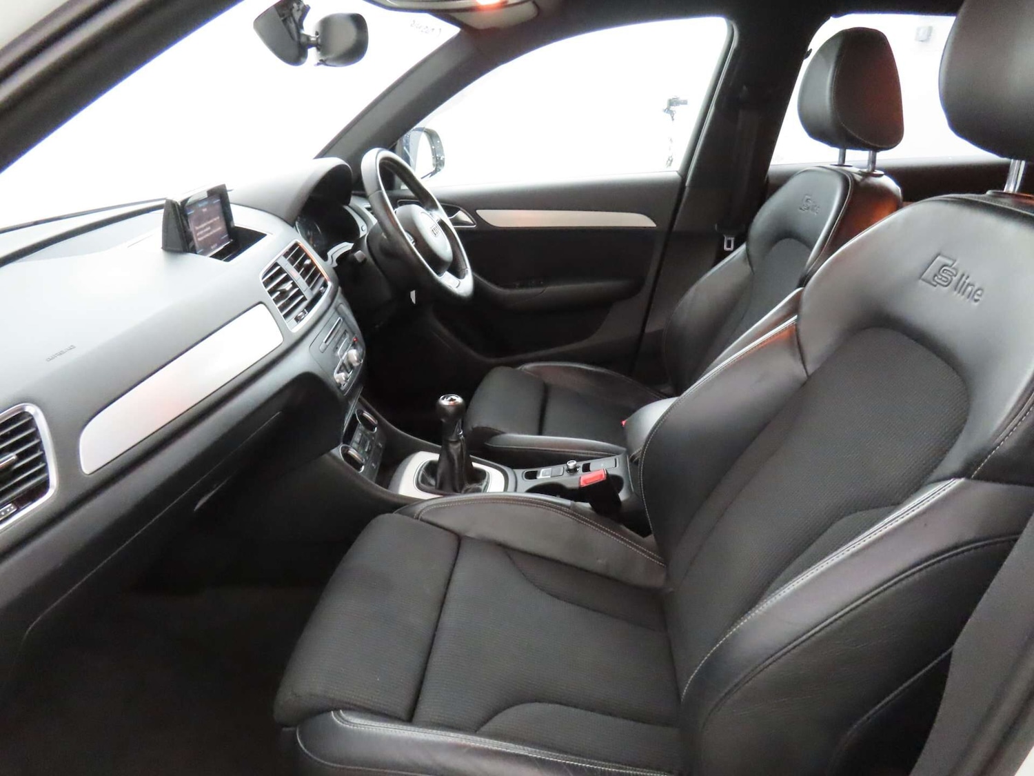 Used Audi Q3 2015 for sale - 76961684: Photo 8