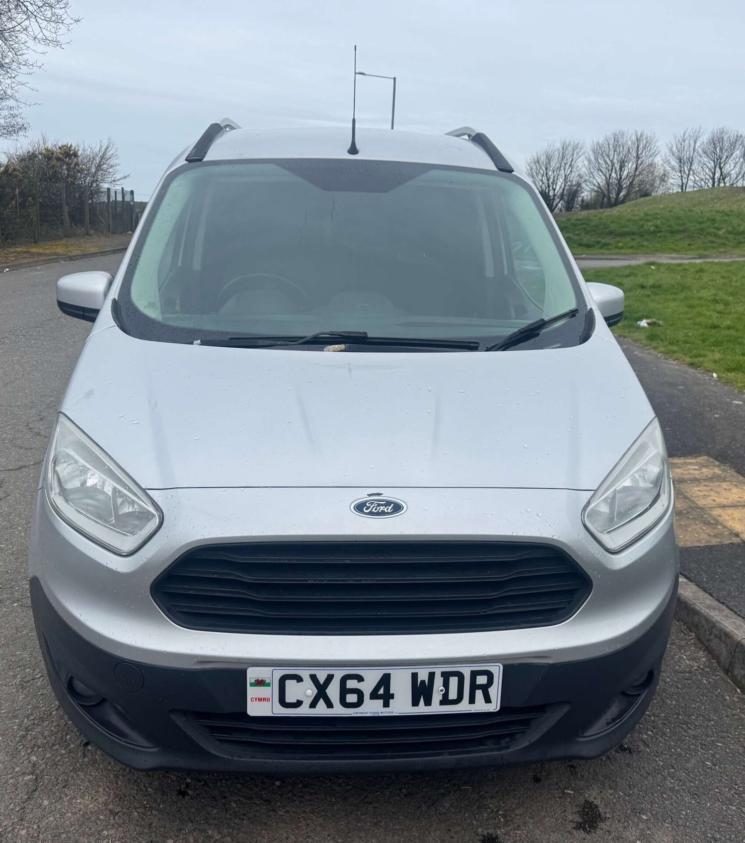 Used Ford Transit Courier 2014 for sale - 77985011: Photo 2