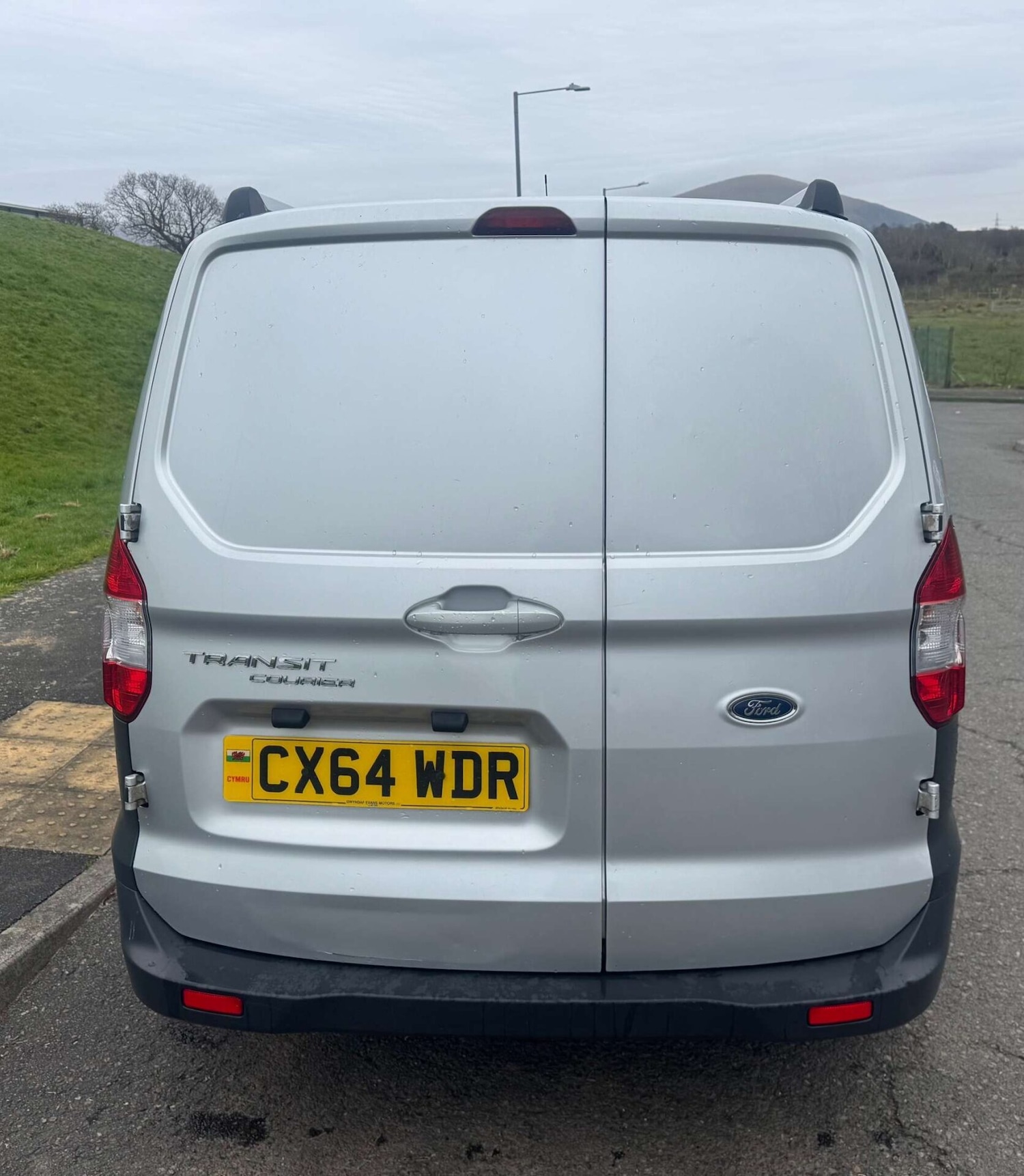 Used Ford Transit Courier 2014 for sale - 77985011: Photo 5