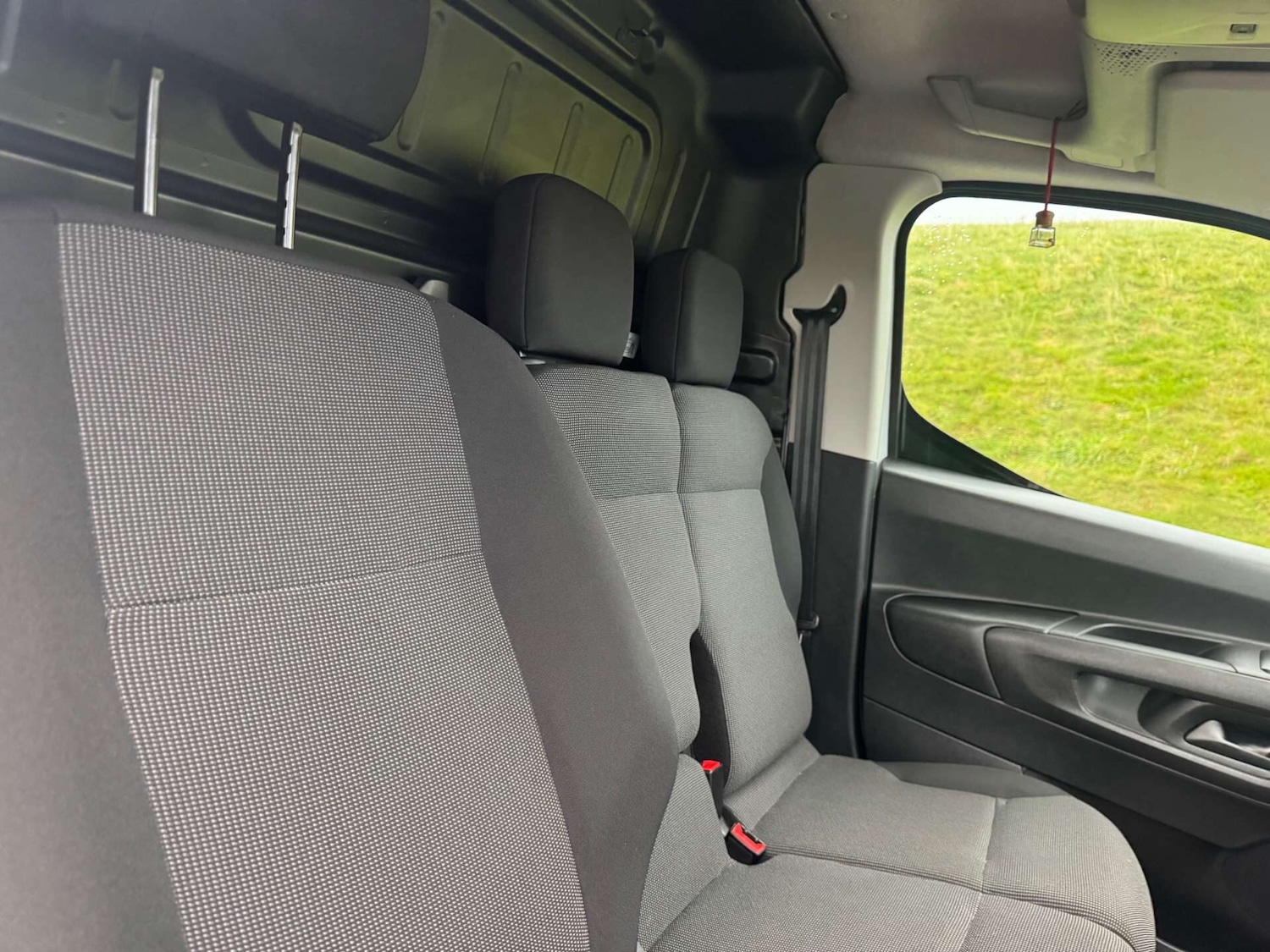 Used Peugeot Partner 2024 for sale - 76392375: Photo 10