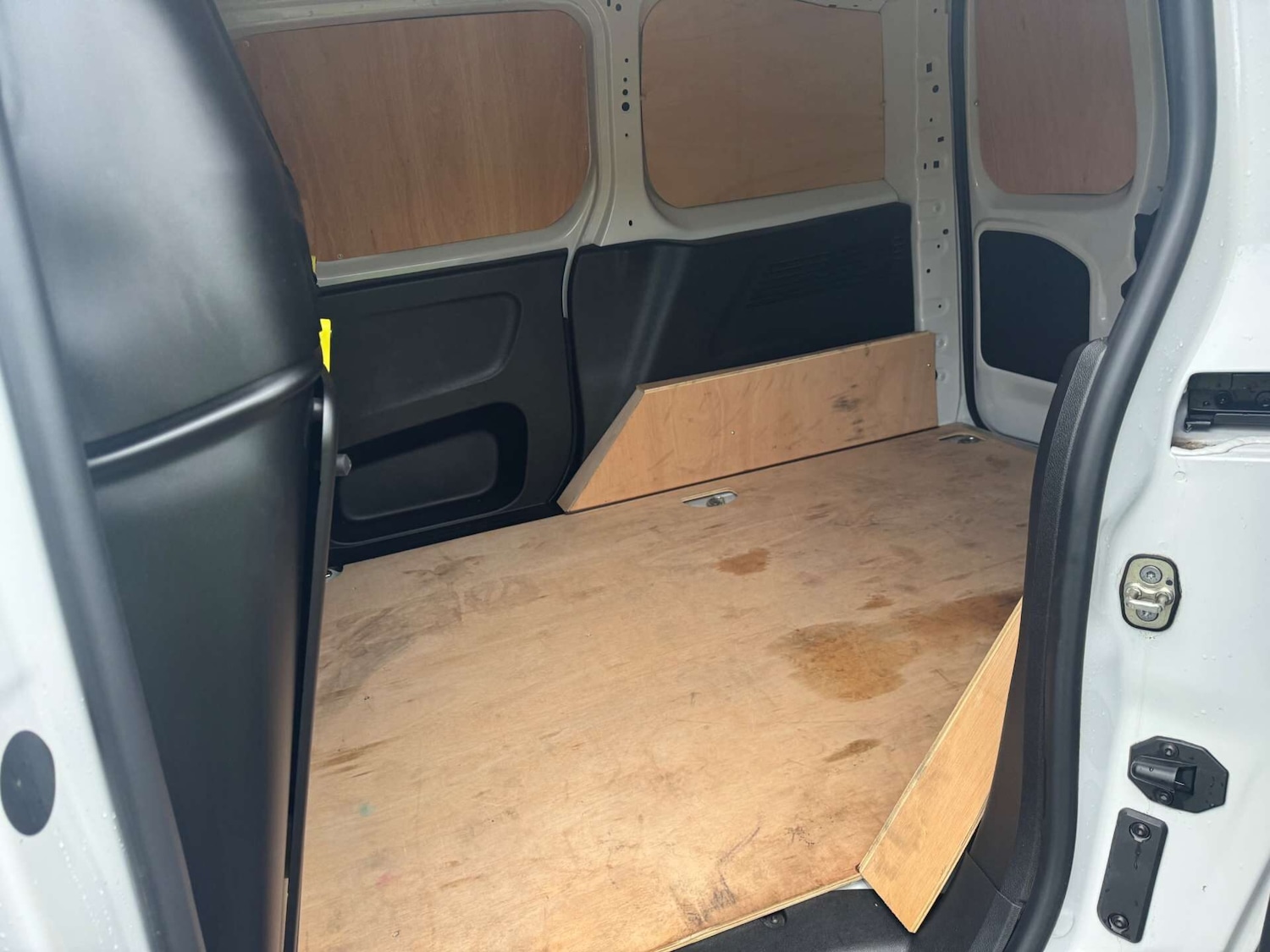 Used Peugeot Partner 2024 for sale - 76392375: Photo 12