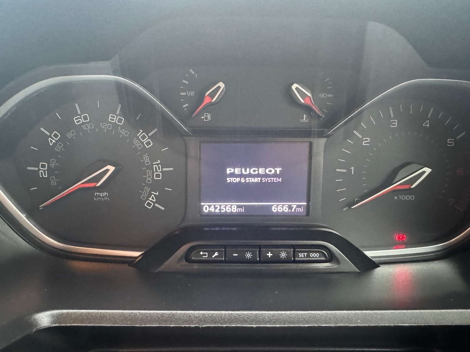 Used Peugeot Partner 2024 for sale - 76392375: Photo 13