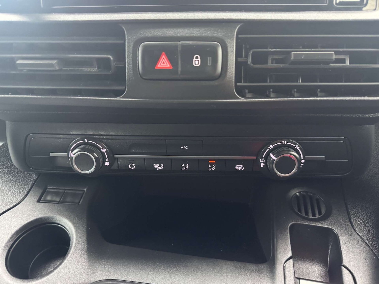 Used Peugeot Partner 2024 for sale - 76392375: Photo 15