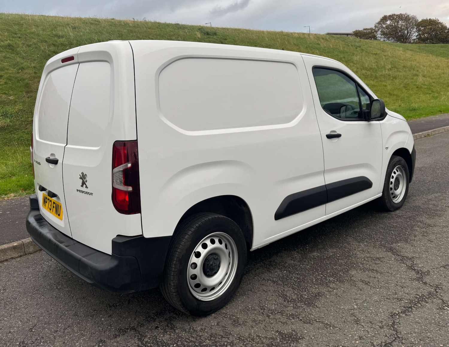 Used Peugeot Partner 2024 for sale - 76392375: Photo 4