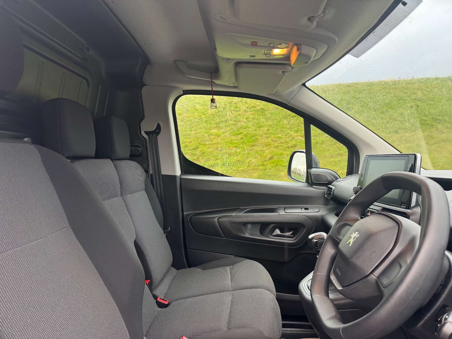 Used Peugeot Partner 2024 for sale - 76392375: Photo 8