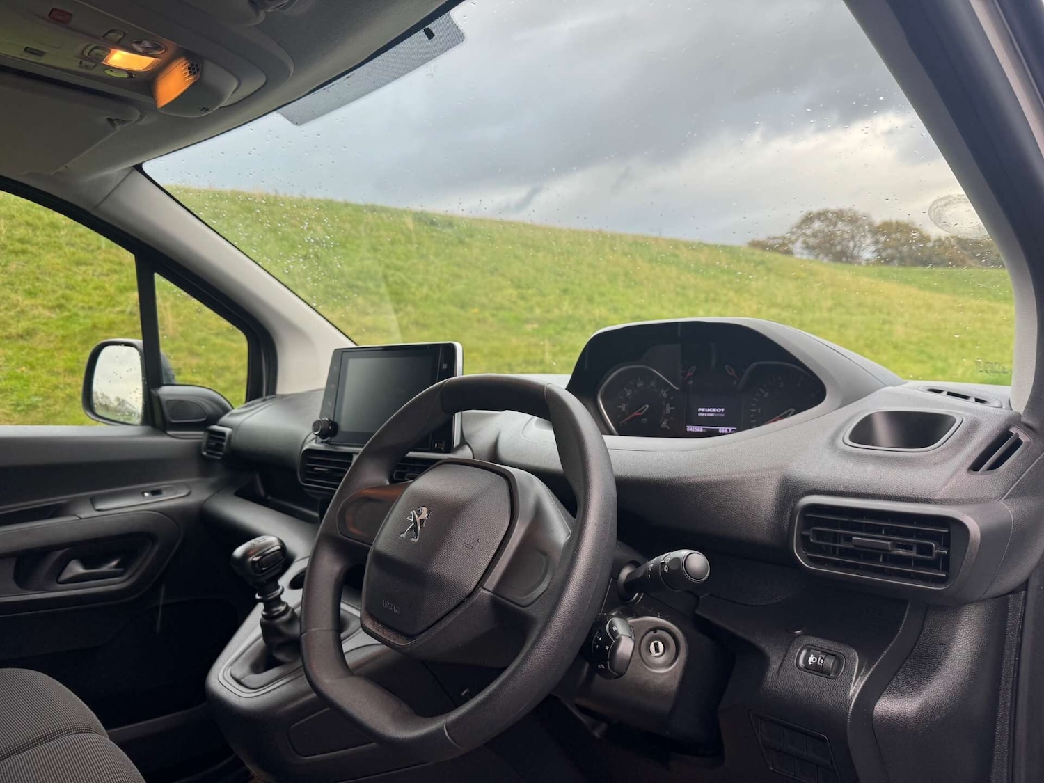 Used Peugeot Partner 2024 for sale - 76392375: Photo 9