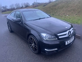 Used Mercedes-Benz C Class 2015 for sale - 77270830: Photo