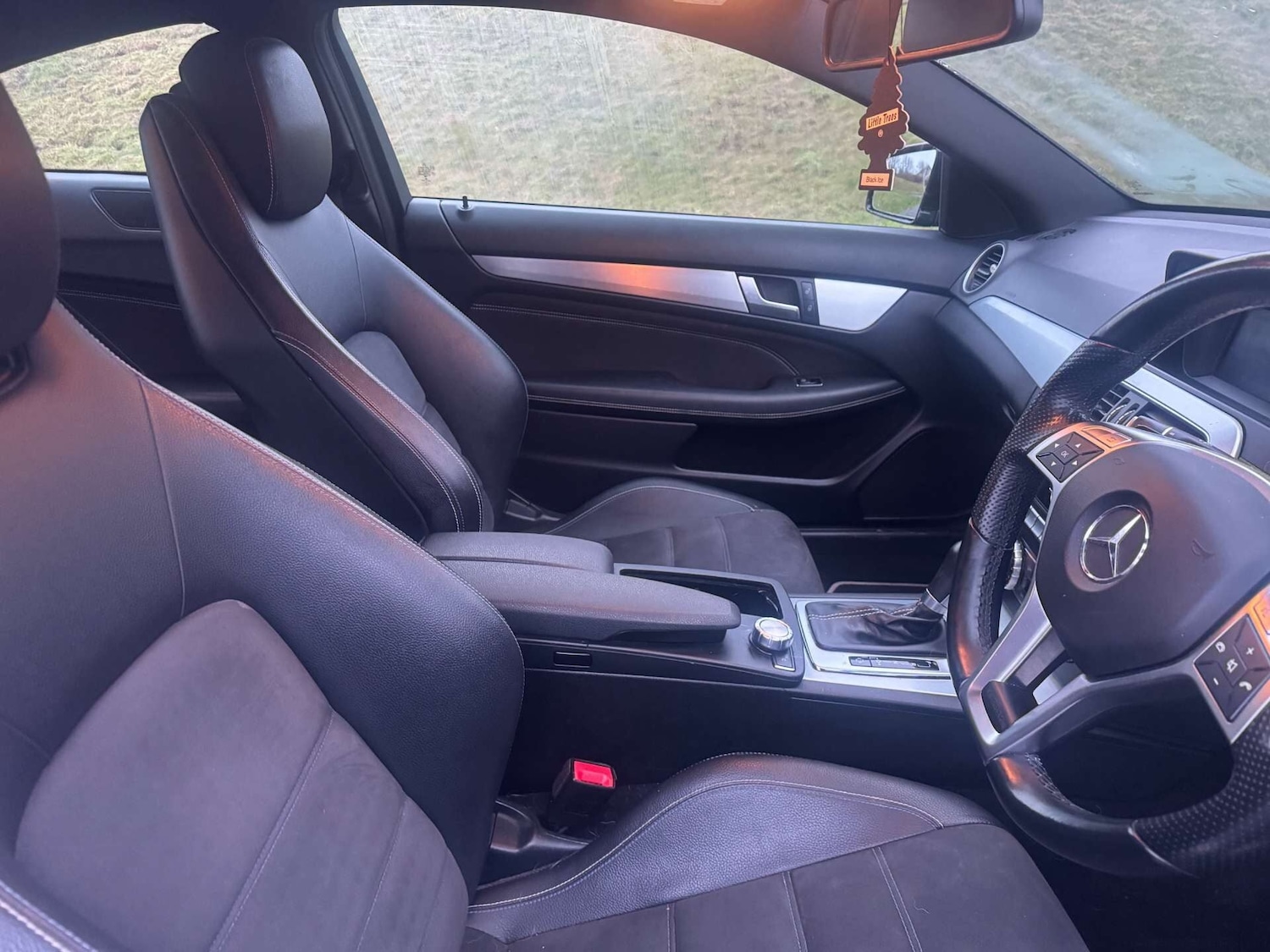 Used Mercedes-Benz C Class 2015 for sale - 77270830: Photo 6