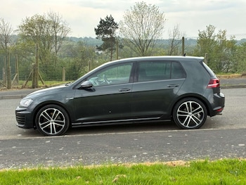 Used Volkswagen Golf 2016 for sale - 78387523: Photo