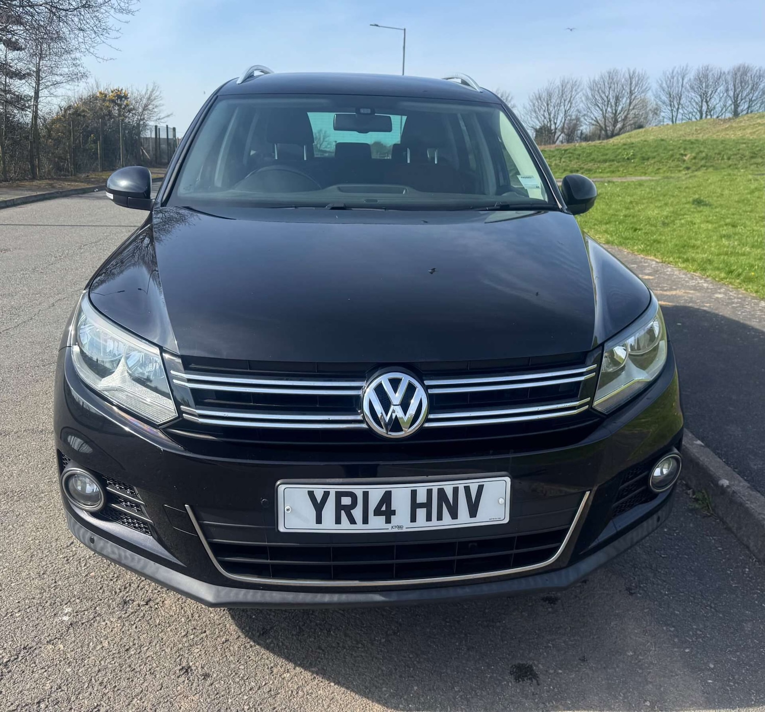 Used Volkswagen Tiguan 2014 for sale - 77945550: Photo 2