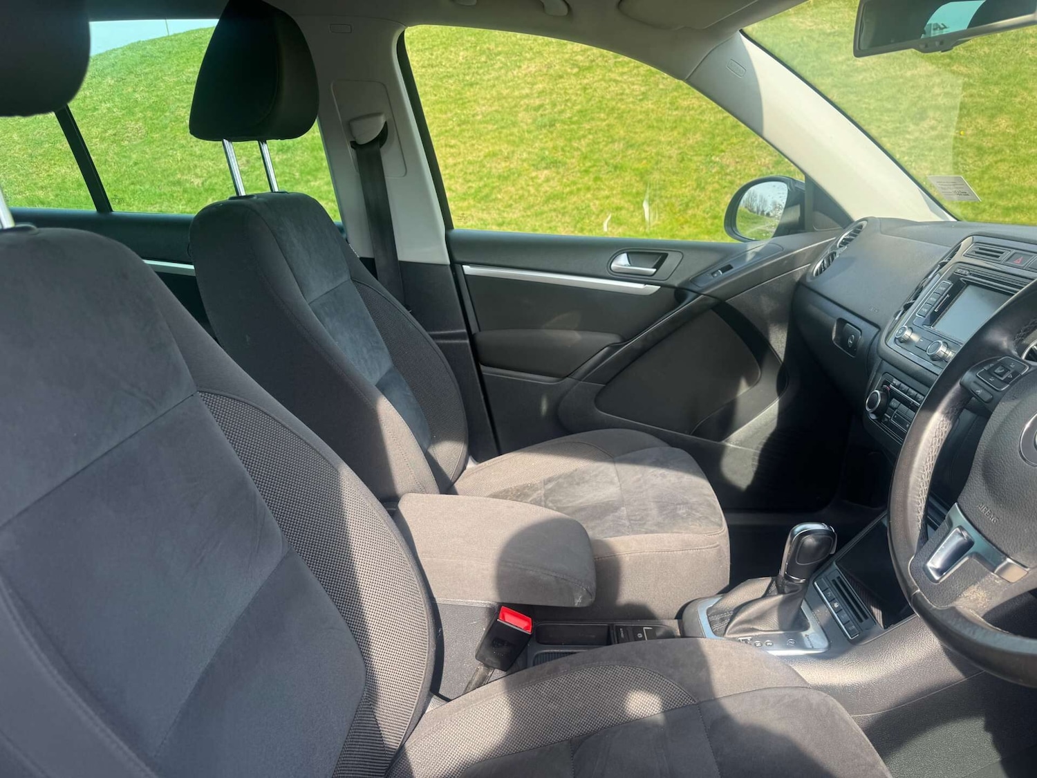 Used Volkswagen Tiguan 2014 for sale - 77945550: Photo 6