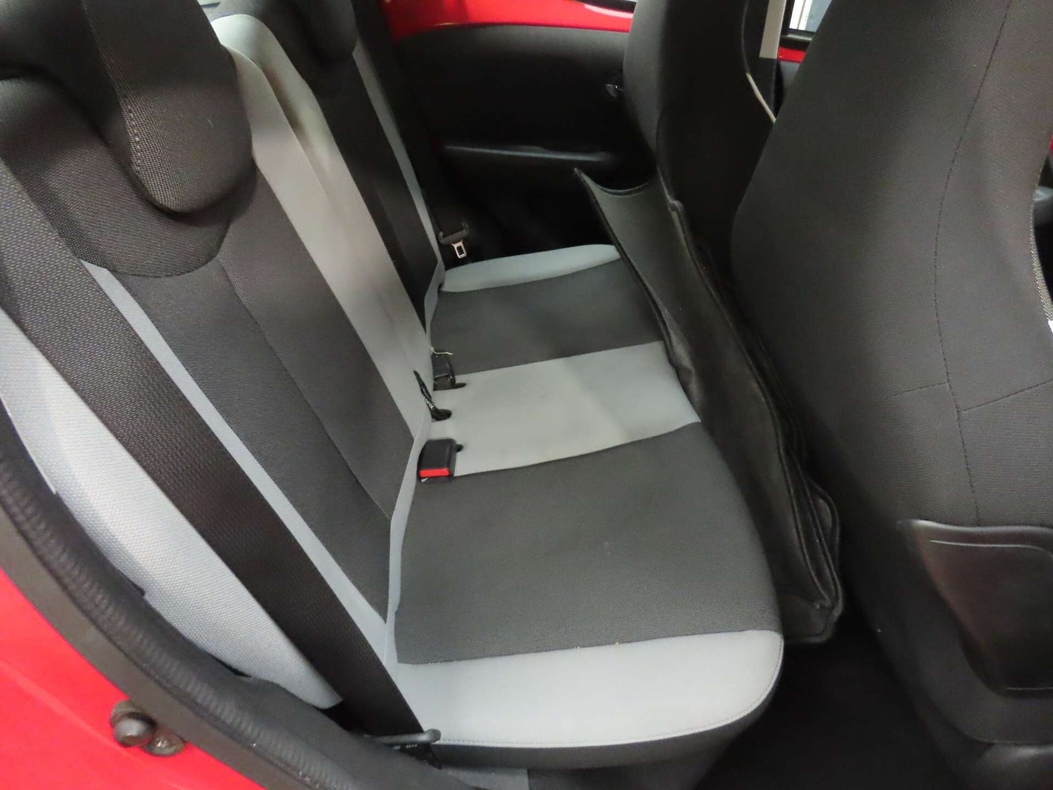 Used Toyota AYGO 2016 for sale - 77605403: Photo 10