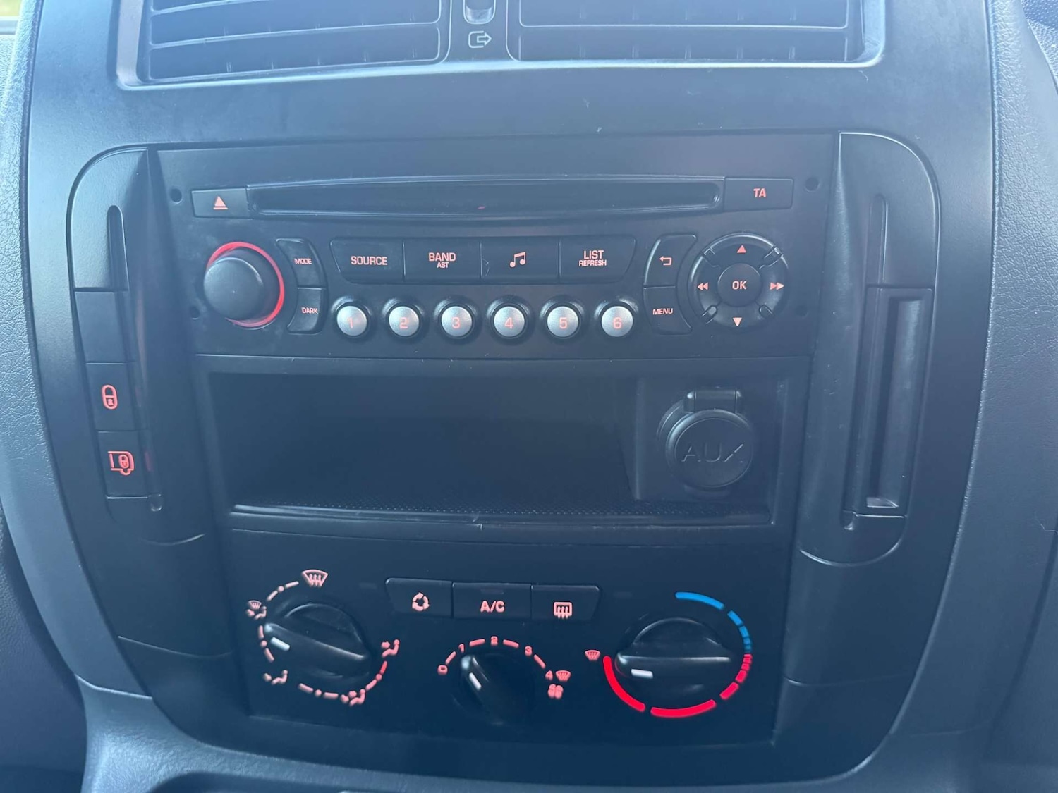 Used Peugeot Expert 2013 for sale - 76748092: Photo 14