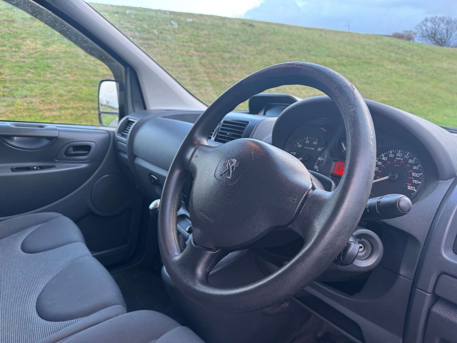 Used Peugeot Expert 2013 for sale - 76748092: Photo 9