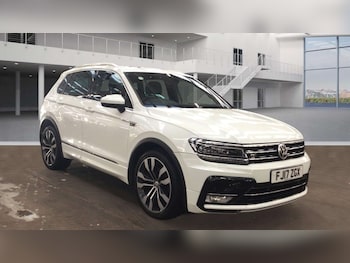 2017 - 2.0 TDi 150 4Motion R-Line 5dr