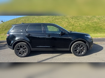 Used Land Rover Discovery Sport 2018 for sale - 78646254: Photo