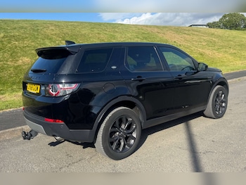 Used Land Rover Discovery Sport 2018 for sale - 78646254: Photo