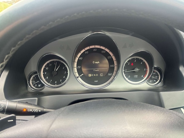 Used Mercedes-Benz E-Class 2009 for sale - 76194637: Photo 10