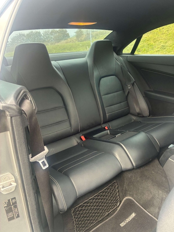 Used Mercedes-Benz E-Class 2009 for sale - 76194637: Photo 12