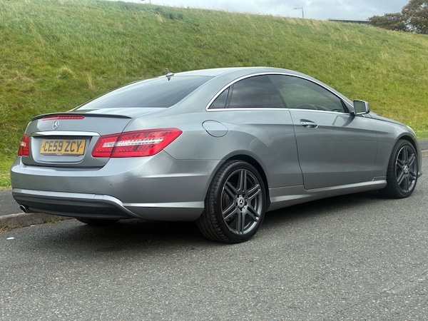 Used Mercedes-Benz E-Class 2009 for sale - 76194637: Photo 6