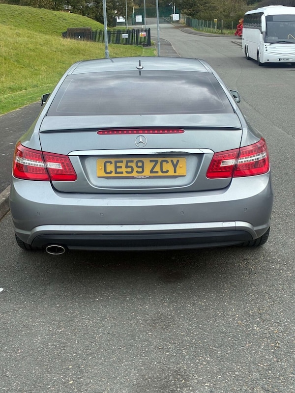 Used Mercedes-Benz E-Class 2009 for sale - 76194637: Photo 7