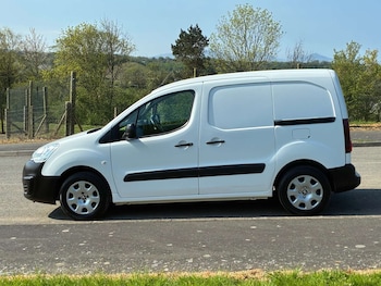 Used Peugeot Partner 2018 for sale - 78386130: Photo