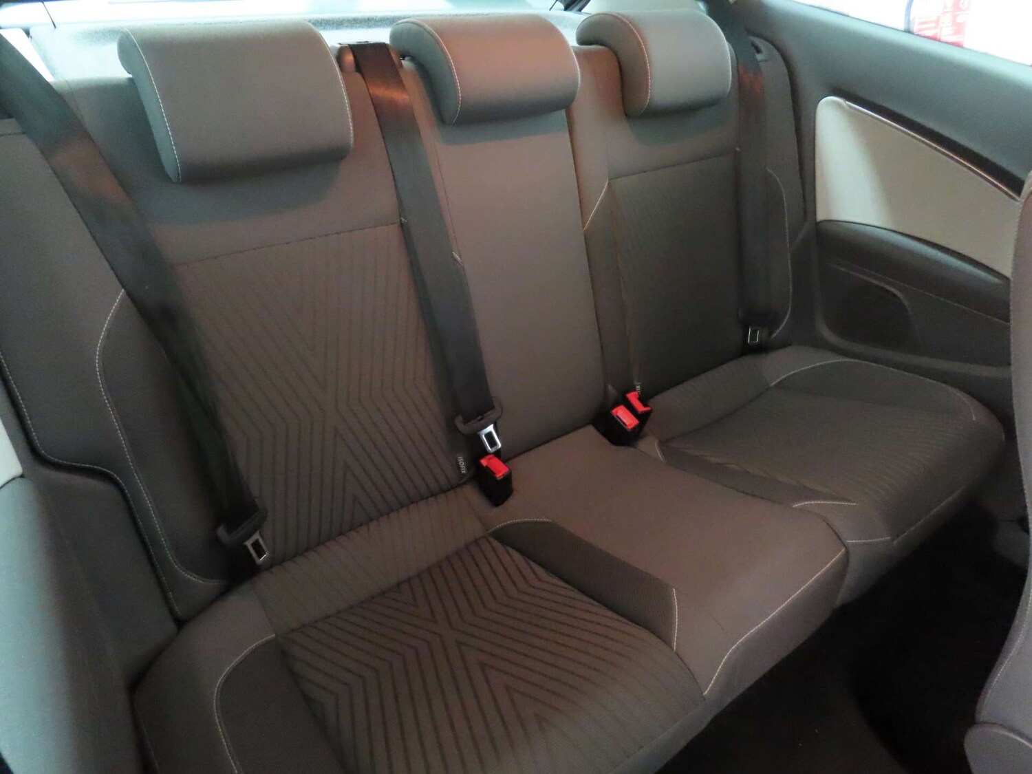 Used Volkswagen Polo 2014 for sale - 77195248: Photo 8