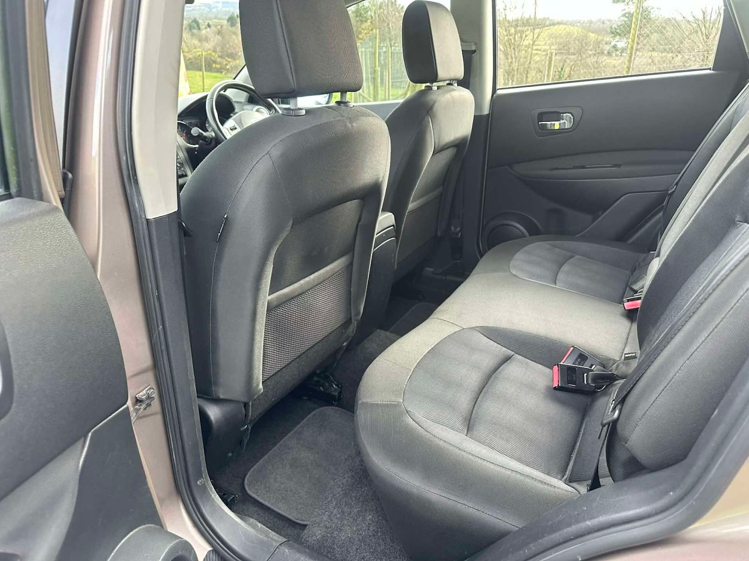 Used Nissan Qashqai 2010 for sale - 77779388: Photo 11