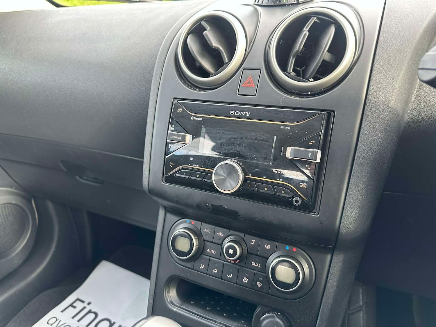 Used Nissan Qashqai 2010 for sale - 77779388: Photo 18